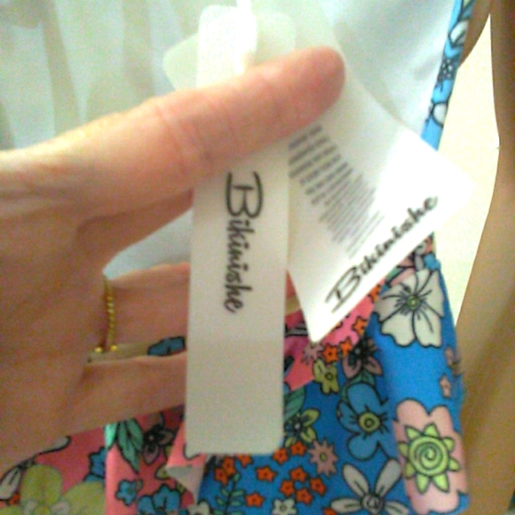 BNWT BIKINISHE Blue & Pink Ruffled BATHING SUIT W/ PADS FULL BACK FLORAL SZ. LG - Picture 9 of 9